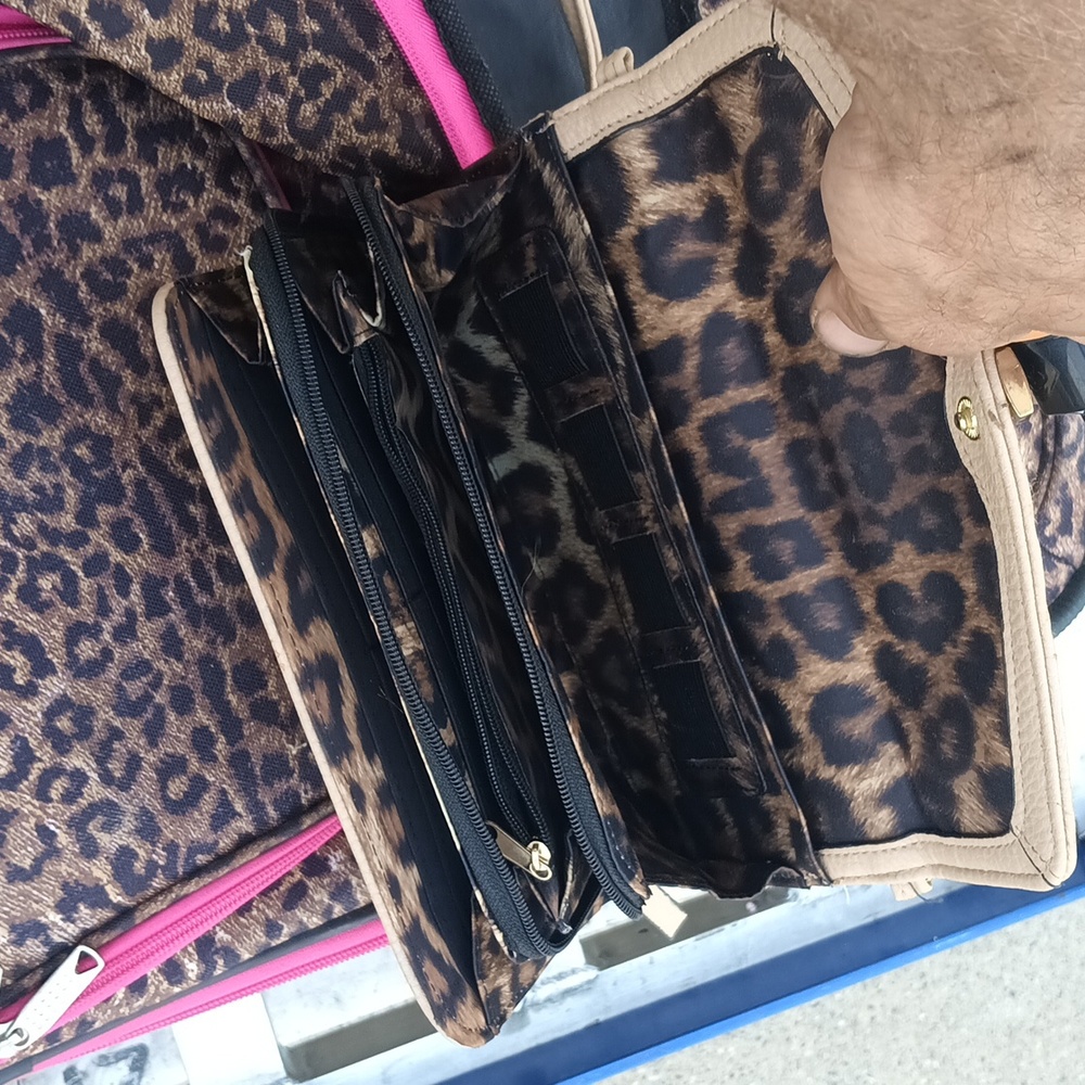 Hand bag - Picture 2 of 2